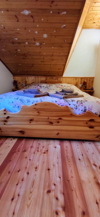 Aprica 11 Life Mountain Apartment Corteno Golgi Exterior foto